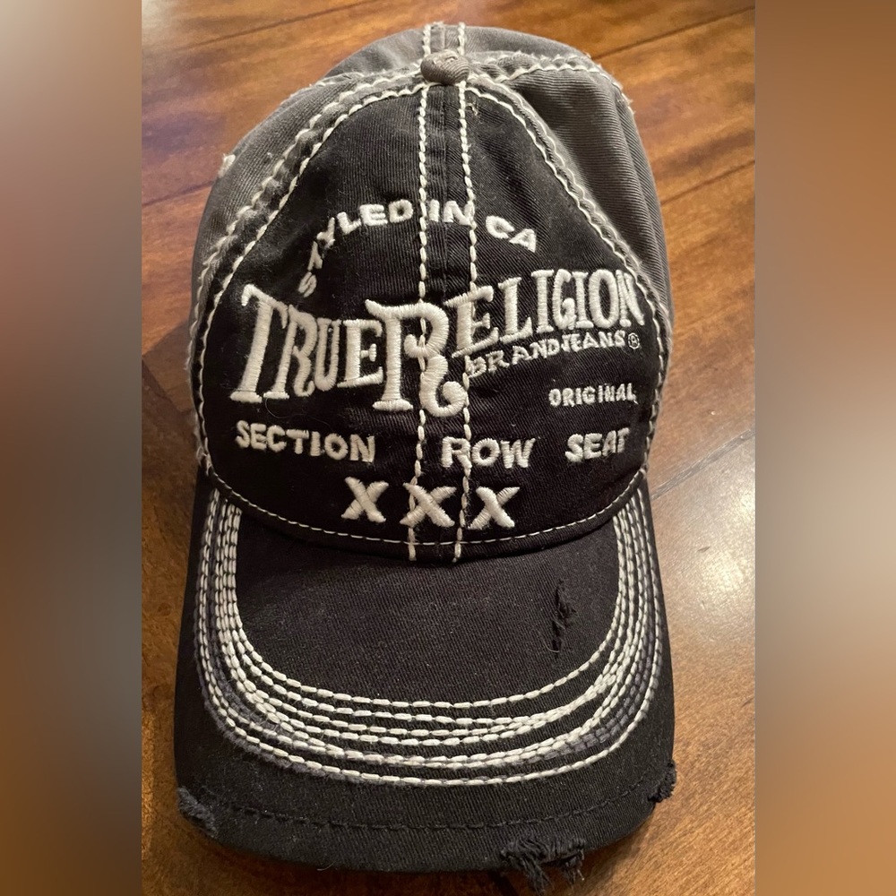Like New Distressed True Religion Baseball Hat